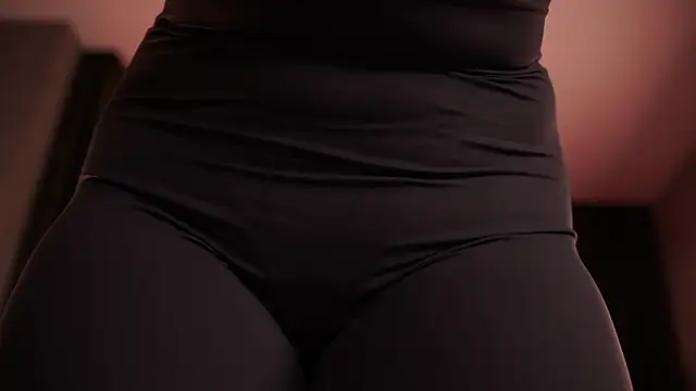 MaryHols online show from March 1, 5:12 pm