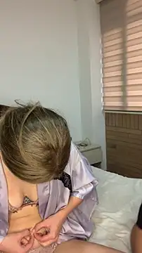 andyzuzka online show from November 9, 9:11 pm