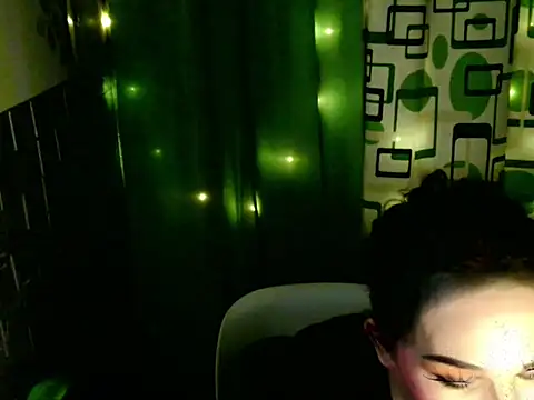 urdreamgirljacky online show from December 3, 6:38 am