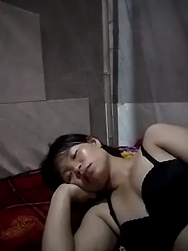 LinhNa999 online show from September 29, 5:23 am