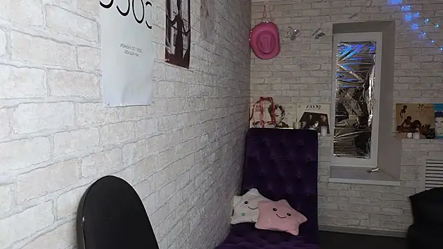 Eloisa Eliot online show from October 8, 2:43 pm