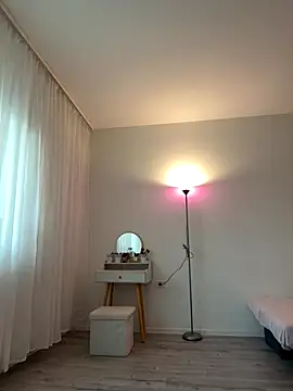 Sandra Jo online show from October 1, 5:34 am