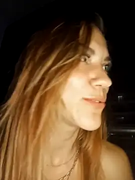 SlimBellaa online show from September 8, 8:08 pm