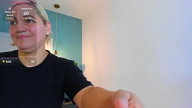 Heidy milf online show from January 7, 8:23 pm