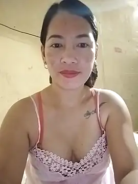 Snapshot of wildxxxGia chatting on October 23, 4:57 pm wildxxxGia online show from October 23, 4:57 pm