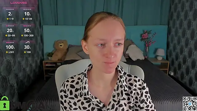 Mia E1fie online show from November 6, 9:26 am