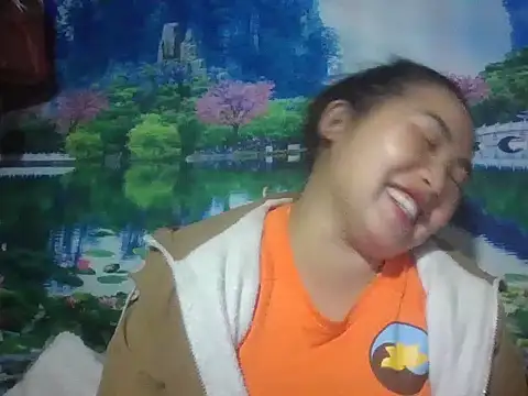 PhamPhung online show from March 8, 1:26 pm