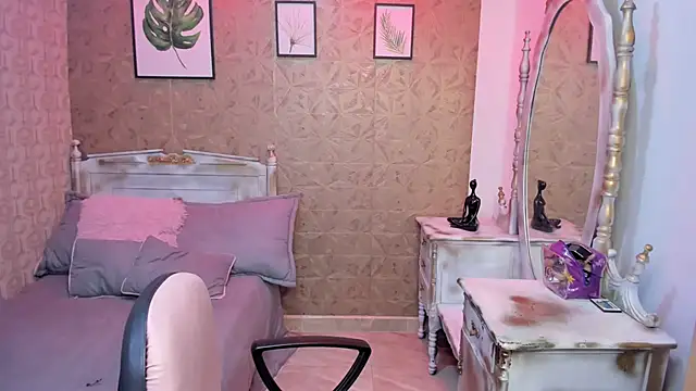 Dali collin online show from November 13, 12:26 pm