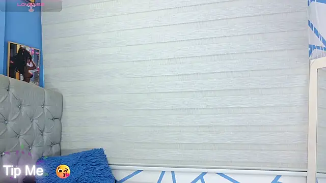 Emily J18 online show from October 8, 3:38 pm