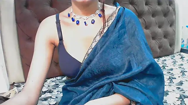 elize   online show from November 17, 1:12 pm