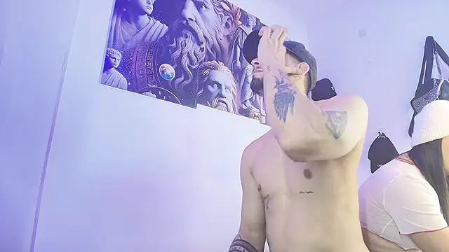 aphrodita hotaz online show from December 14, 5:02 am