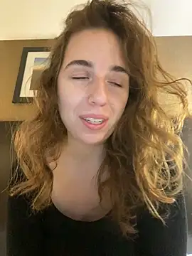 sweetsocalgirl online show from September 28, 4:01 pm