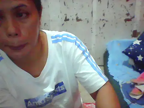 Snapshot of violen786 chatting on September 21, 12:26 pm violen786 online show from September 21, 12:26 pm