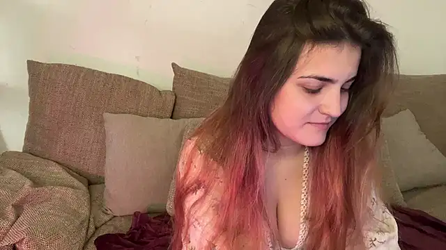 Vivalenti Kiss online show from October 31, 1:04 pm