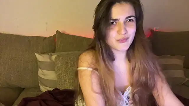 Vivalenti Kiss online show from November 23, 8:10 pm