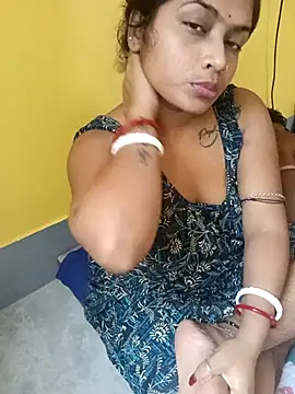 Snapshot of Naughty-Chaaya chatting on September 19, 10:03 am Naughty-Chaaya online show from September 19, 10:03 am