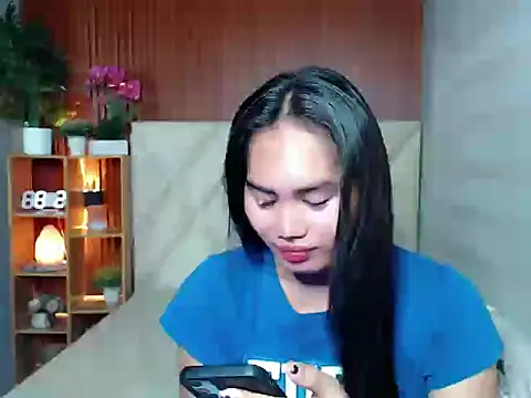 Snapshot of sluttyprincess0 chatting on October 2, 10:59 pm sluttyprincess0 online show from October 2, 10:59 pm