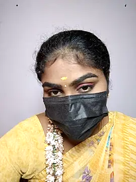 Snapshot of Tamil_Princess12 chatting on September 28, 7:19 pm Tamil Princess12 online show from September 28, 7:19 pm