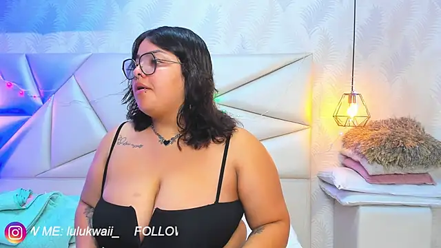 lulukawai16 online show from January 6, 7:17 pm