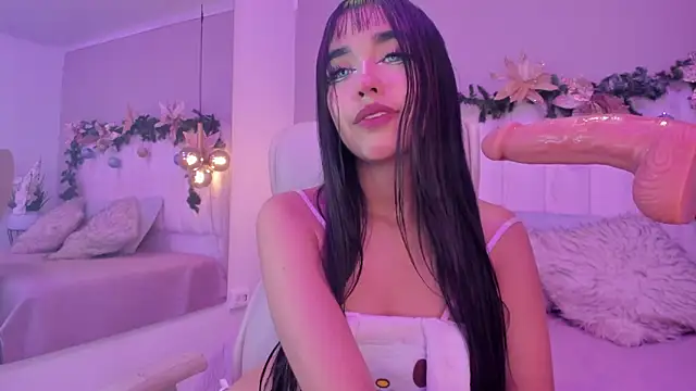 Rachell Ross  online show from December 13, 7:53 pm