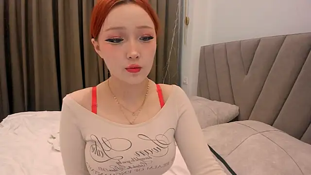 yuna loon online show from December 15, 12:32 pm