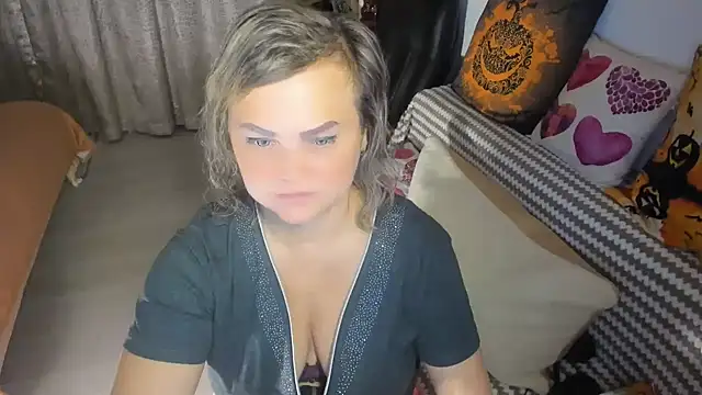 MildMature online show from October 8, 6:45 pm