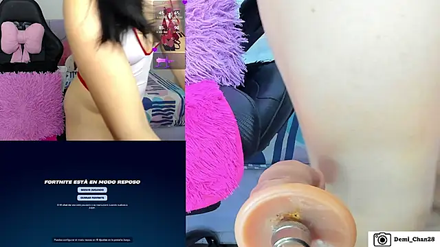 demi chan online show from November 17, 9:21 am