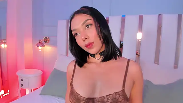 selene phmoon online show from November 3, 4:05 am