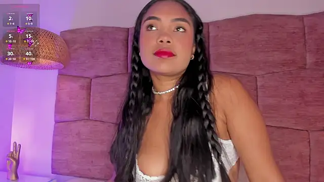 dani velvet online show from November 9, 4:30 am