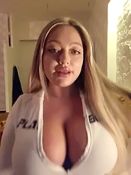 misstitmouseofficial online show from November 6, 5:52 pm