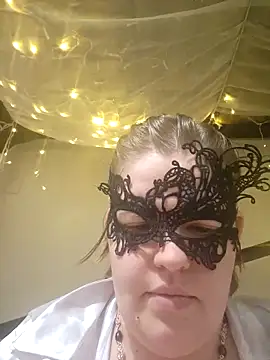 VeiledMuse online show from December 1, 2:37 am