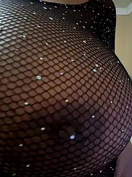 THICKBUNNYCHICKxxx online show from October 18, 4:10 pm