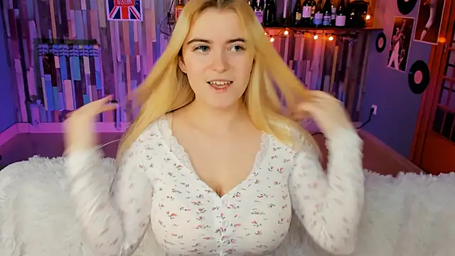 Stef Nicks online show from January 11, 9:14 am