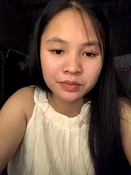 Snapshot of NhuFox chatting on September 19, 1:43 pm NhuFox online show from September 19, 1:43 pm