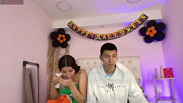 AmelieAndAce online show from October 29, 12:53 pm