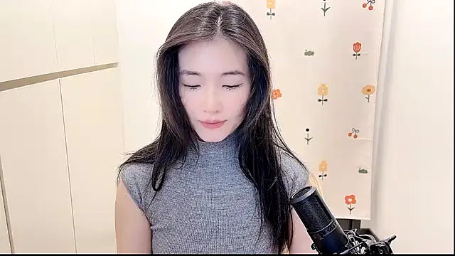 Rosalind xixi online show from October 2, 2:00 pm