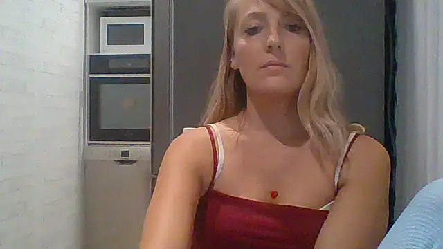 Snapshot of Vexxaa chatting on October 4, 6:34 pm Vexxaa online show from October 4, 6:34 pm