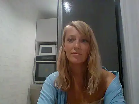 Snapshot of Vexxaa chatting on October 5, 6:35 pm Vexxaa online show from October 5, 6:35 pm