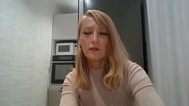 Snapshot of Vexxaa chatting on September 26, 3:42 pm Vexxaa online show from September 26, 3:42 pm