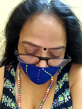 heera-rani online show from November 10, 4:24 pm