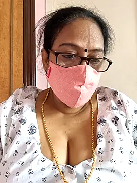 Snapshot of heera-rani chatting on September 12, 9:07 am heera-rani online show from September 12, 9:07 am
