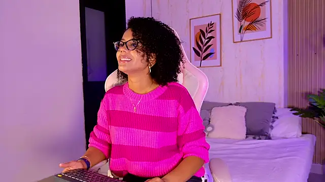 Ayleen Dunkan online show from February 20, 1:01 pm