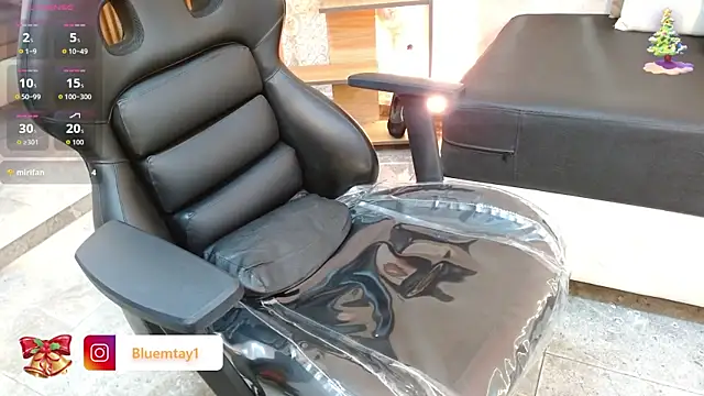 BLUE TAY1 online show from November 19, 1:11 pm