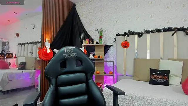 BLUE TAY1 online show from October 30, 12:28 pm