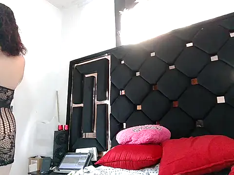 vegacristal88 online show from October 18, 2:53 pm