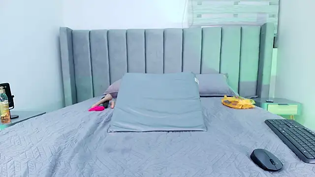 carol juicyy online show from February 13, 7:37 pm