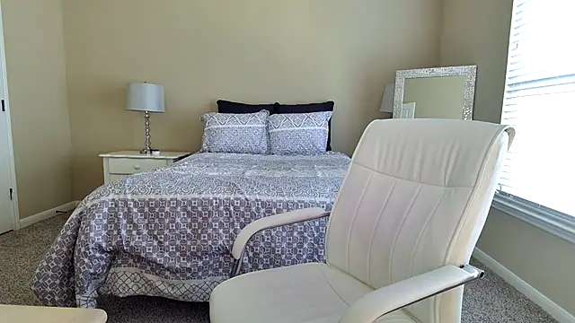 HotTxGilfMaggie online show from November 28, 6:11 pm