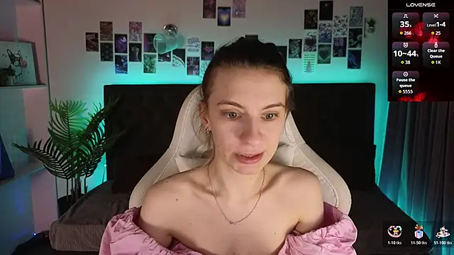 kaleriyaa  online show from February 18, 1:27 am