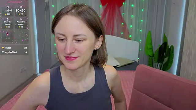 LuluChiiii online show from December 22, 12:19 pm