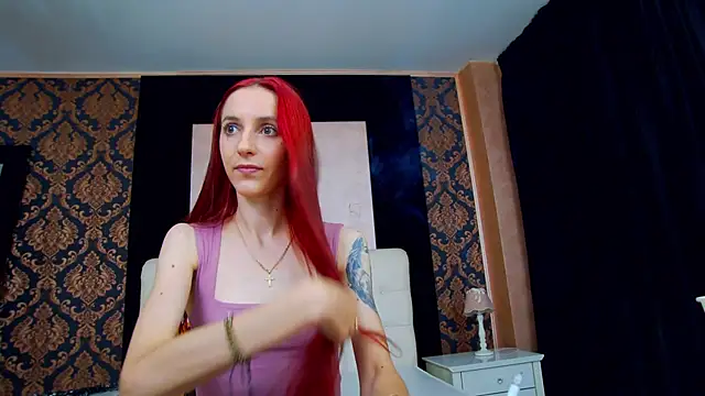 Julia Jae online show from September 16, 6:10 am